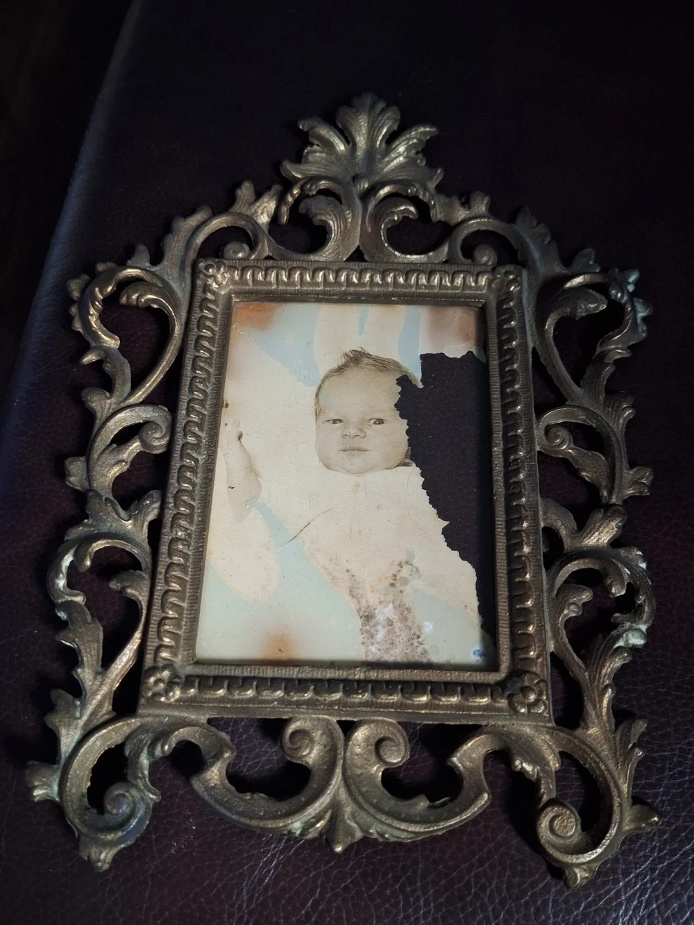 Ornate Vintage-Style Brass Picture Frame - Gold.stand Is Missing From The Back